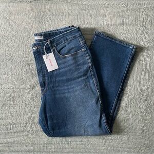 Good American - good curve - cropped